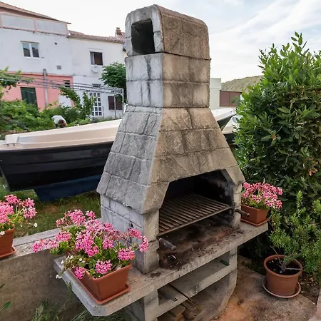 Tomulic Jasna I Miljenko * Supetarska Draga