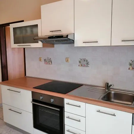 Tomulic Jasna I Miljenko アパート スペタルスカ・ドラガ