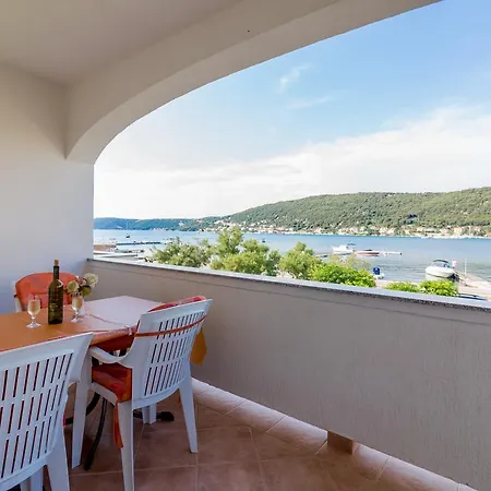 Tomulic Jasna I Miljenko Апартаменты *