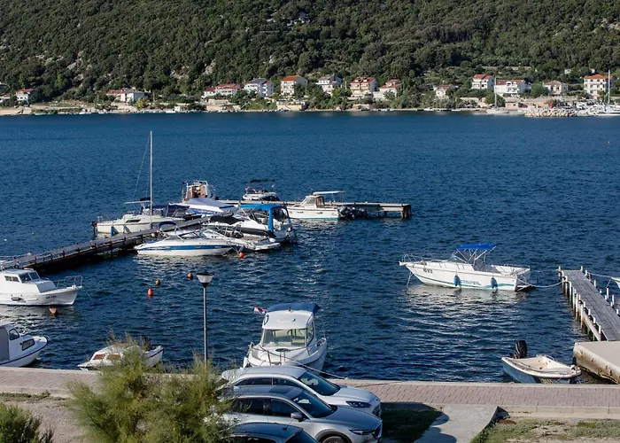 Tomulic Jasna I Miljenko * Supetarska Draga